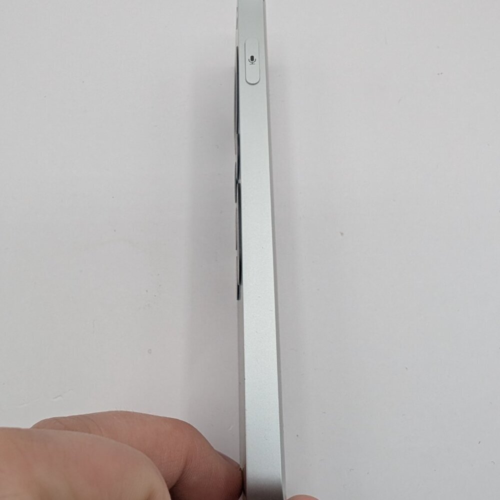 Apple TV 4k Remote Control (3rd Generation) Siri USB-C Model A2854 C08MXQ432330 - Picture 5 of 7